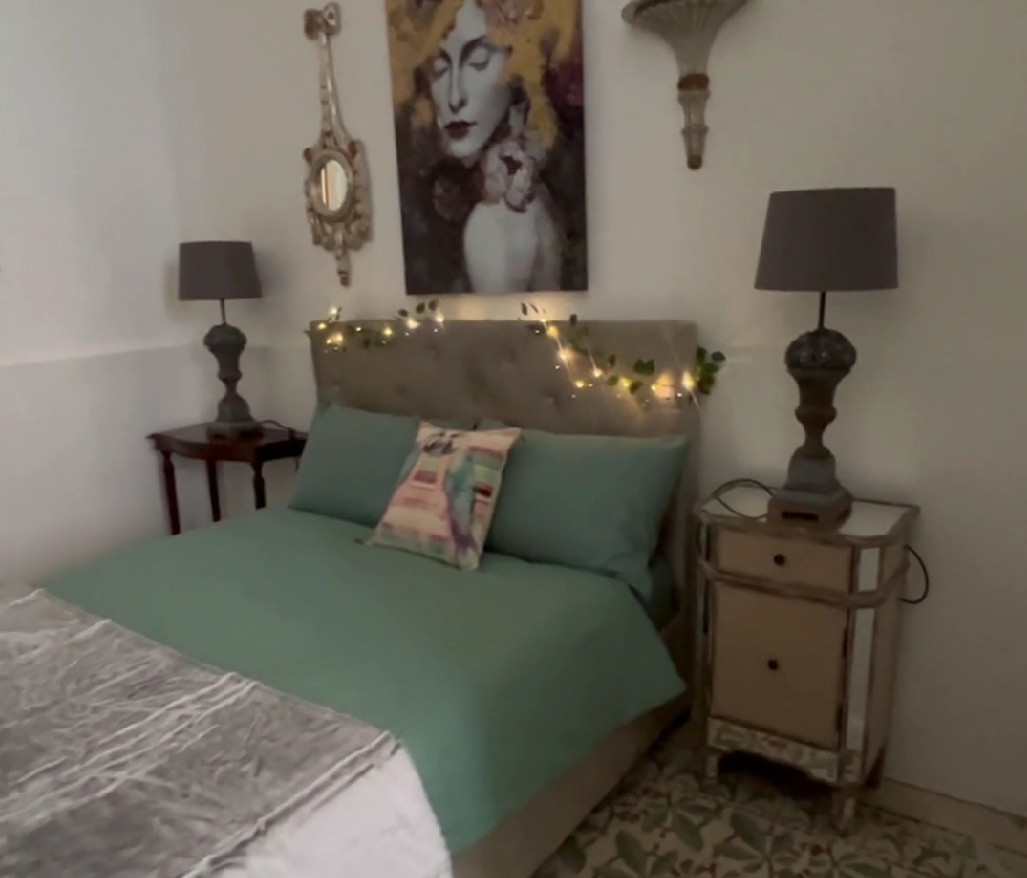 Bedroom-Corner-Image